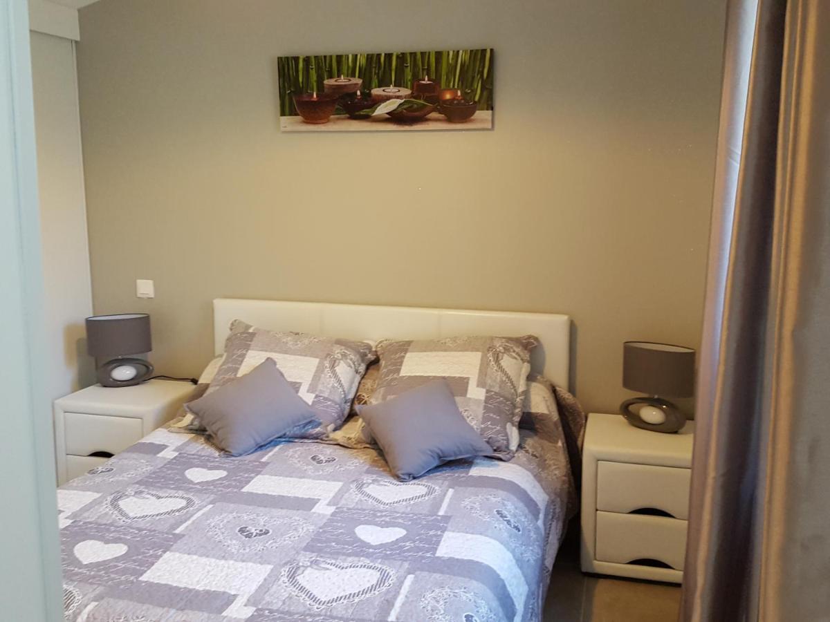 Les Lavandines Hotel Монтаняк Екстериор снимка