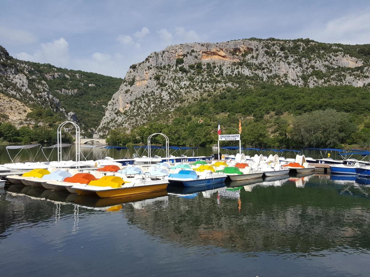 Les Lavandines Hotel Монтаняк Екстериор снимка